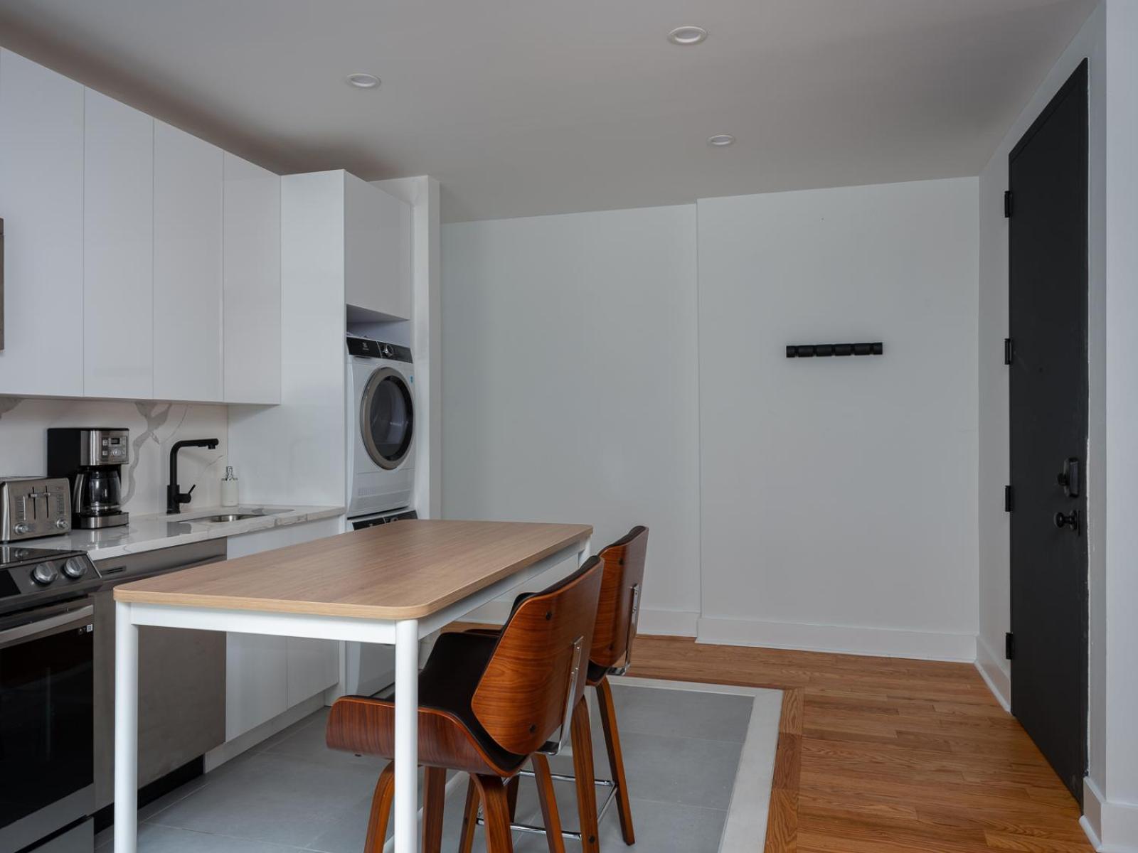 Three Bedroom Brooklynite Suite! New York City Exterior photo